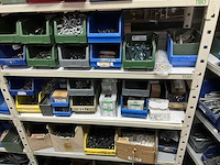 Grote partij bevestigingsmateriaal - afbeelding 20 van  65