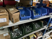 Grote partij bevestigingsmateriaal - afbeelding 26 van  65