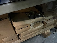 Grote partij bevestigingsmateriaal - afbeelding 33 van  65