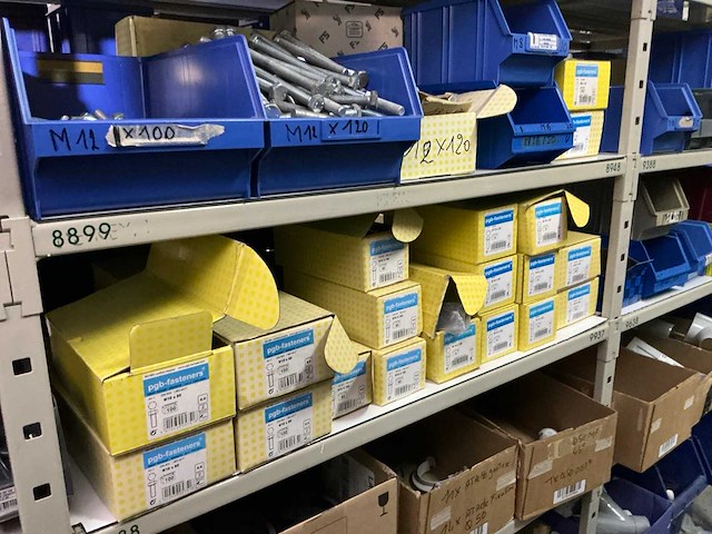 Grote partij bevestigingsmateriaal - afbeelding 35 van  65