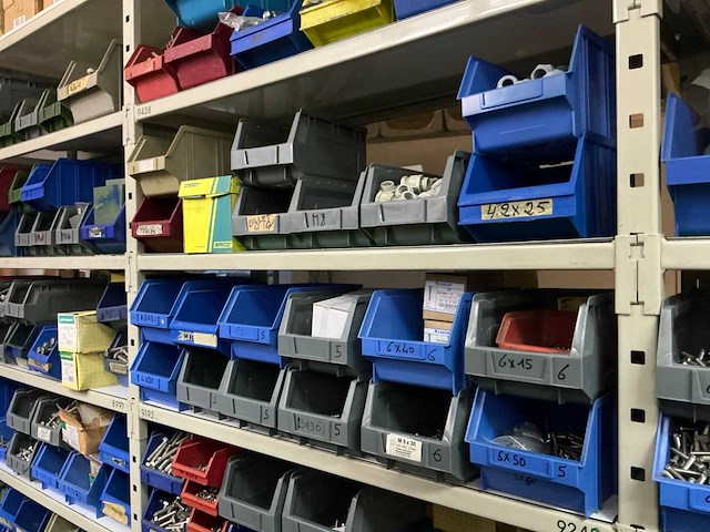 Grote partij bevestigingsmateriaal - afbeelding 38 van  65