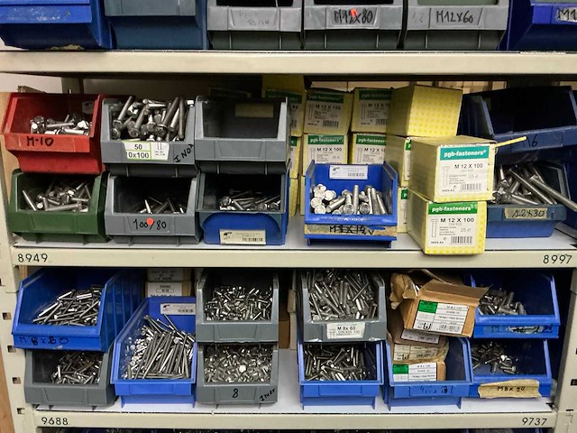 Grote partij bevestigingsmateriaal - afbeelding 41 van  65