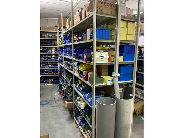 Grote partij bevestigingsmateriaal - afbeelding 45 van  65