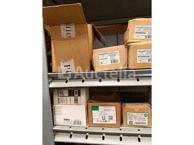 Grote partij bevestigingsmaterialen. schroeven, ankers, bouten en moeren waaronder rvs - afbeelding 7 van  20