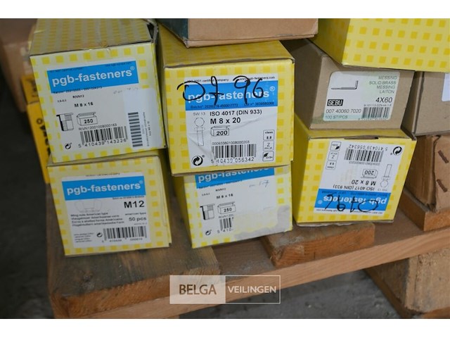 Grote partij bevestigingsmaterialen - afbeelding 8 van  14