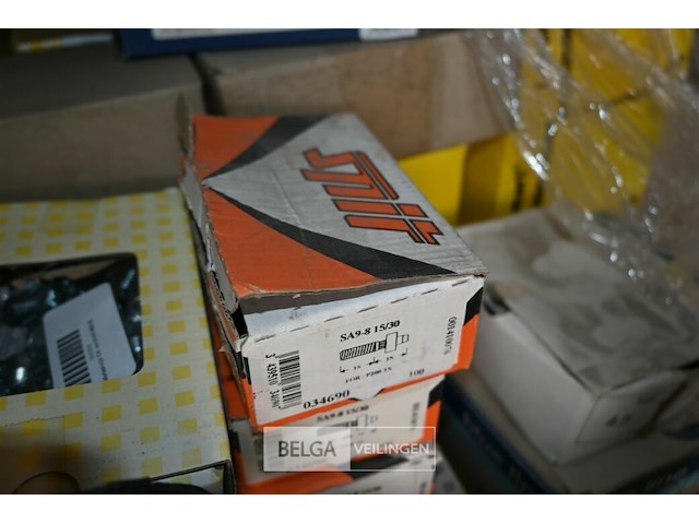 Grote partij bevestigingsmaterialen - afbeelding 10 van  14