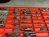 Grote partij boor-en freesgereedschappen - afbeelding 13 van  25