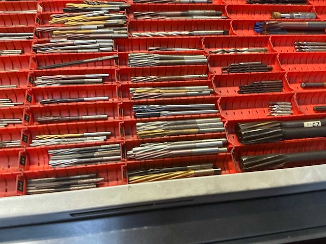 Grote partij boor-en freesgereedschappen - afbeelding 24 van  25