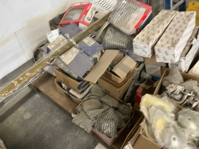 Grote partij bouw- en bevestigingsmateriaal - afbeelding 30 van  63