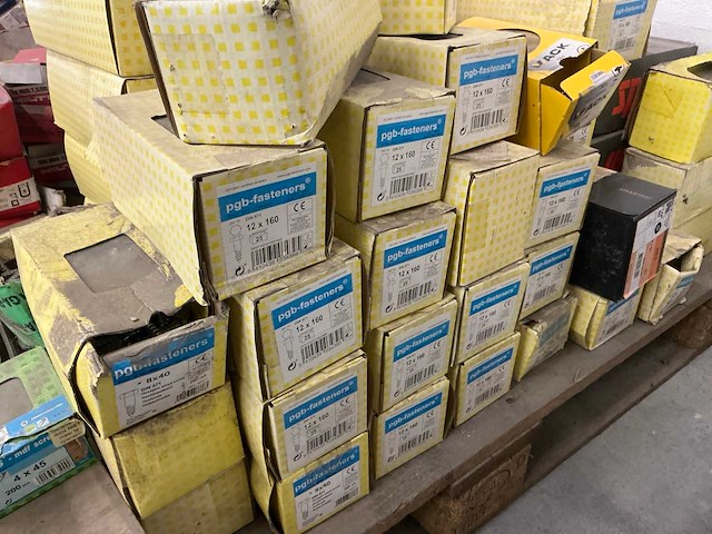 Grote partij bouw- en bevestigingsmateriaal - afbeelding 42 van  63