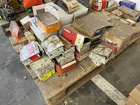 Grote partij bouw- en bevestigingsmateriaal - afbeelding 59 van  63