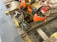 Grote partij bouw- en bevestigingsmateriaal - afbeelding 63 van  63
