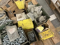 Grote partij bouw- en bevestigingsmateriaal - afbeelding 13 van  16