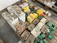 Grote partij bouw- en bevestigingsmateriaal - afbeelding 15 van  16