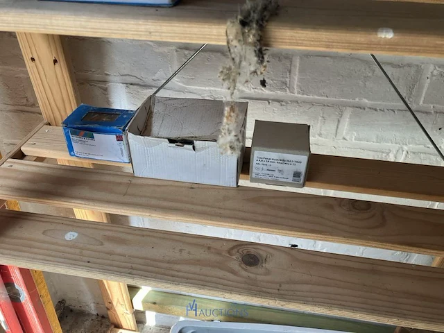 Grote partij bouwmaterialen en gereedschappen - afbeelding 4 van  43