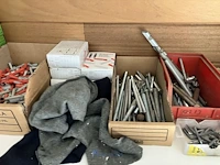 Grote partij bouwmaterialen en gereedschappen - afbeelding 6 van  43