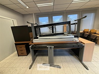 Grote partij bureaus - afbeelding 3 van  3