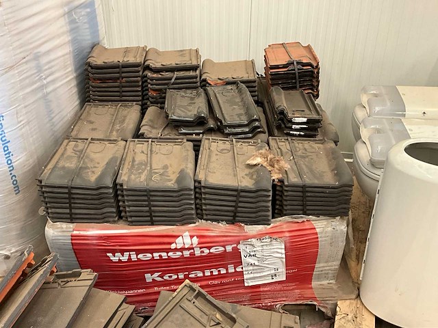 Grote partij dakpannen - afbeelding 5 van  9