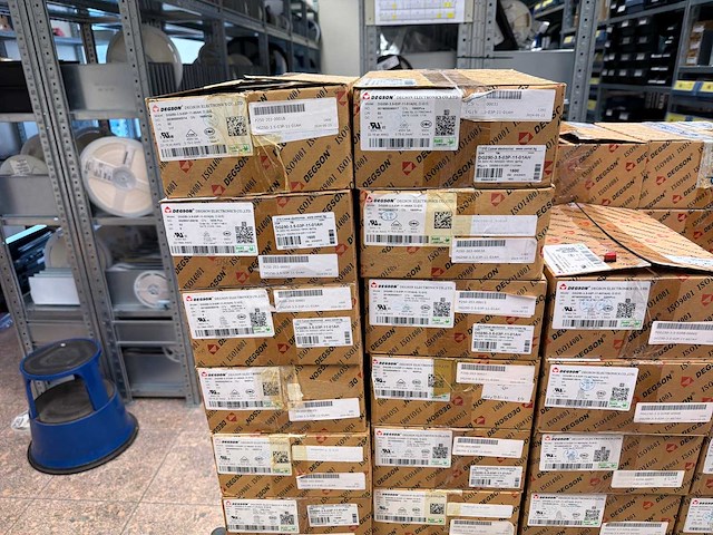 Grote partij degson pcb klemmen / printconnectoren nieuw (diverse types) - afbeelding 9 van  12
