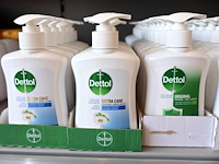 Grote partij dettol - afbeelding 6 van  7