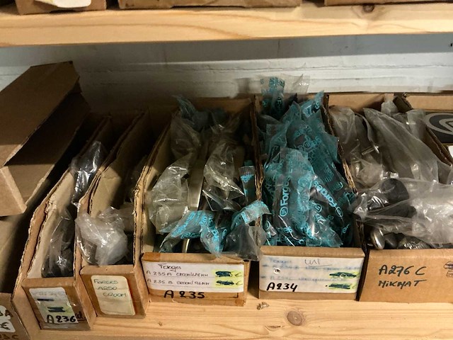 Grote partij deurbeslag en toebehoren - afbeelding 26 van  37