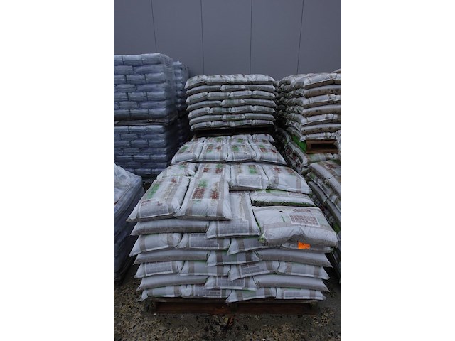 Grote partij dhz materiaal - afbeelding 40 van  40