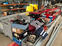 Grote partij divers aannemersmateriaal - afbeelding 1 van  13