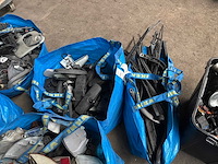 Grote partij divers auto onderdelen - afbeelding 2 van  21
