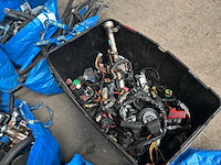 Grote partij divers auto onderdelen - afbeelding 16 van  21