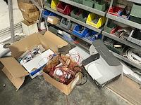 Grote partij divers bevestigingsmateriaal - afbeelding 6 van  29