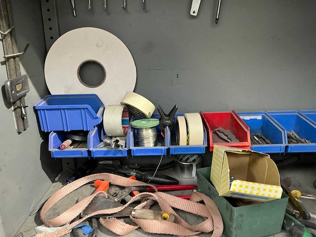 Grote partij divers bevestigingsmateriaal - afbeelding 13 van  29