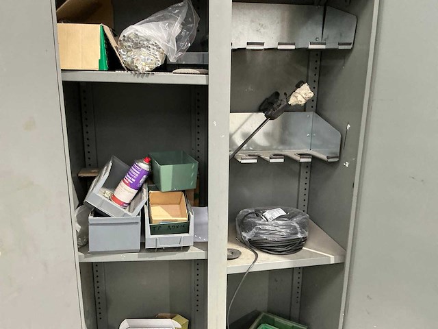 Grote partij divers bevestigingsmateriaal - afbeelding 17 van  29