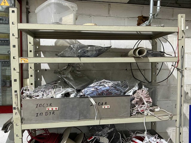 Grote partij divers bevestigingsmateriaal - afbeelding 20 van  29