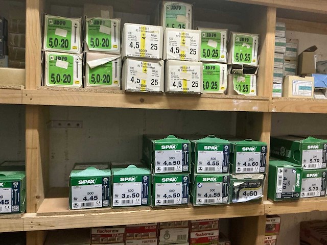 Grote partij divers bevestigingsmateriaal - afbeelding 7 van  35