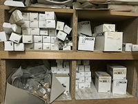 Grote partij divers bevestigingsmateriaal - afbeelding 12 van  35