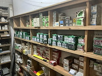 Grote partij divers bevestigingsmateriaal - afbeelding 11 van  35