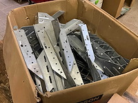 Grote partij divers bevestigingsmateriaal - afbeelding 23 van  35