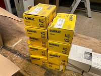 Grote partij divers bevestigingsmateriaal - afbeelding 25 van  35