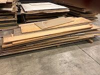 Grote partij divers bouwhout/platen - afbeelding 4 van  16