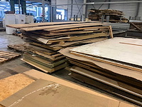 Grote partij divers bouwhout/platen - afbeelding 9 van  16