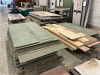 Grote partij divers bouwhout/platen - afbeelding 3 van  16