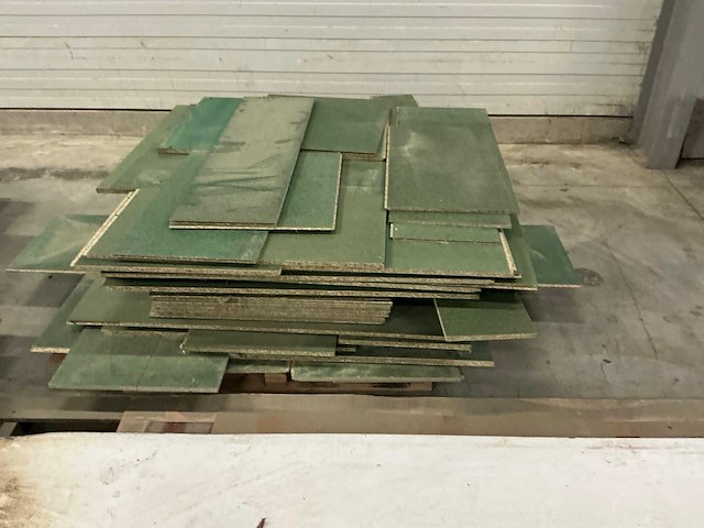 Grote partij divers bouwhout/platen - afbeelding 11 van  16