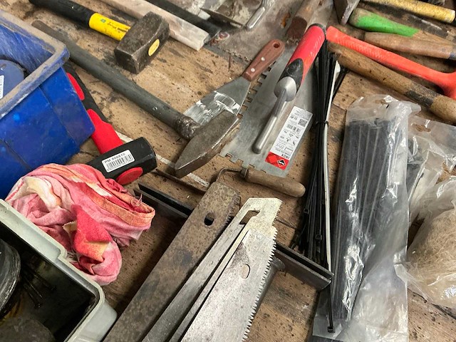 Grote partij divers handgereedschap - afbeelding 3 van  13