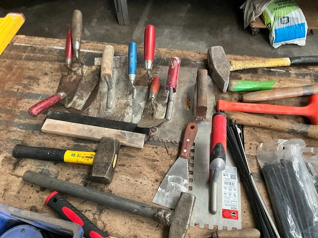 Grote partij divers handgereedschap - afbeelding 4 van  13
