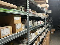 Grote partij divers installatiemateriaal - afbeelding 4 van  22