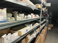 Grote partij divers installatiemateriaal - afbeelding 5 van  22