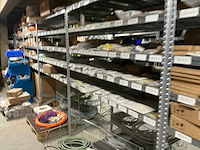 Grote partij divers installatiemateriaal - afbeelding 11 van  22