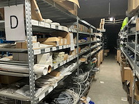 Grote partij divers installatiemateriaal - afbeelding 1 van  22