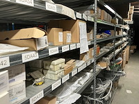 Grote partij divers installatiemateriaal - afbeelding 17 van  22