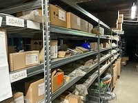 Grote partij divers installatiemateriaal - afbeelding 18 van  22